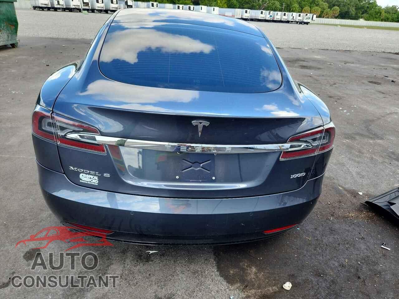 TESLA MODEL S 2018 - 5YJSA1E25JF244834