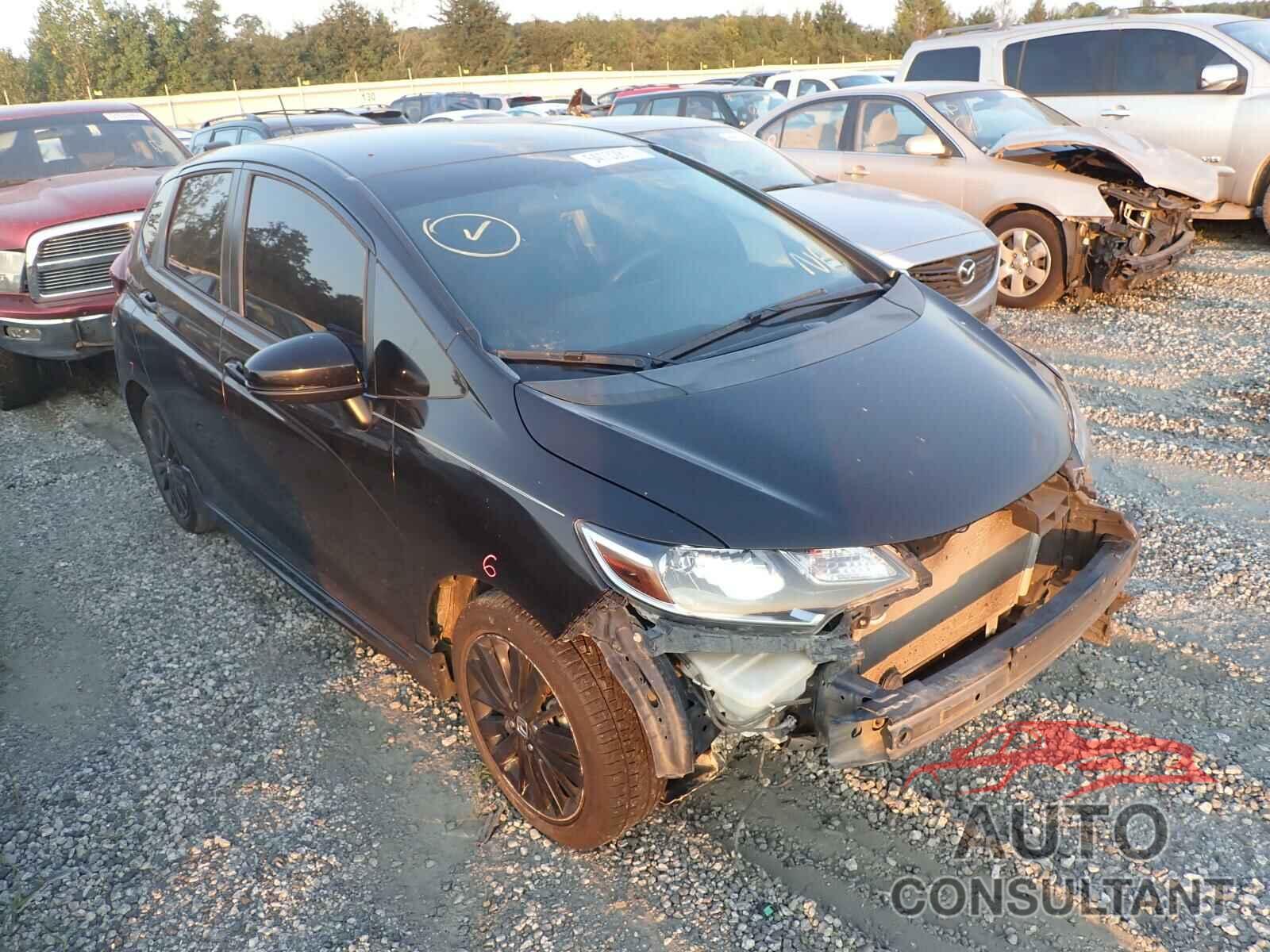 HONDA FIT 2018 - 3HGGK5H68JM724016