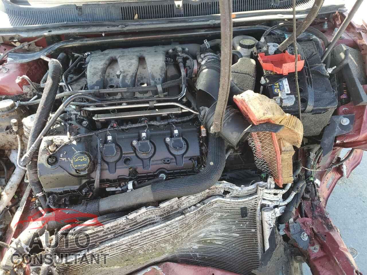FORD TAURUS 2018 - 1FAHP2E84JG134243