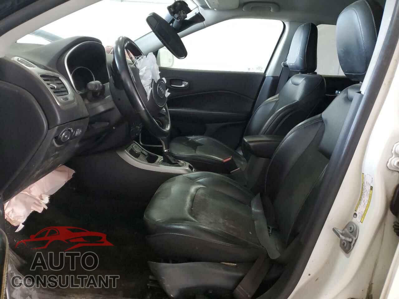 JEEP COMPASS 2018 - 3C4NJDBB3JT434135