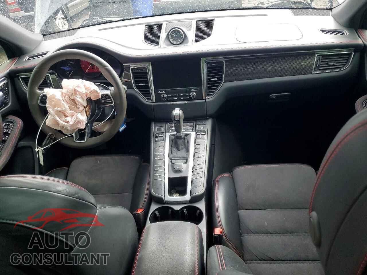 PORSCHE MACAN 2018 - WP1AG2A5XJLB63114