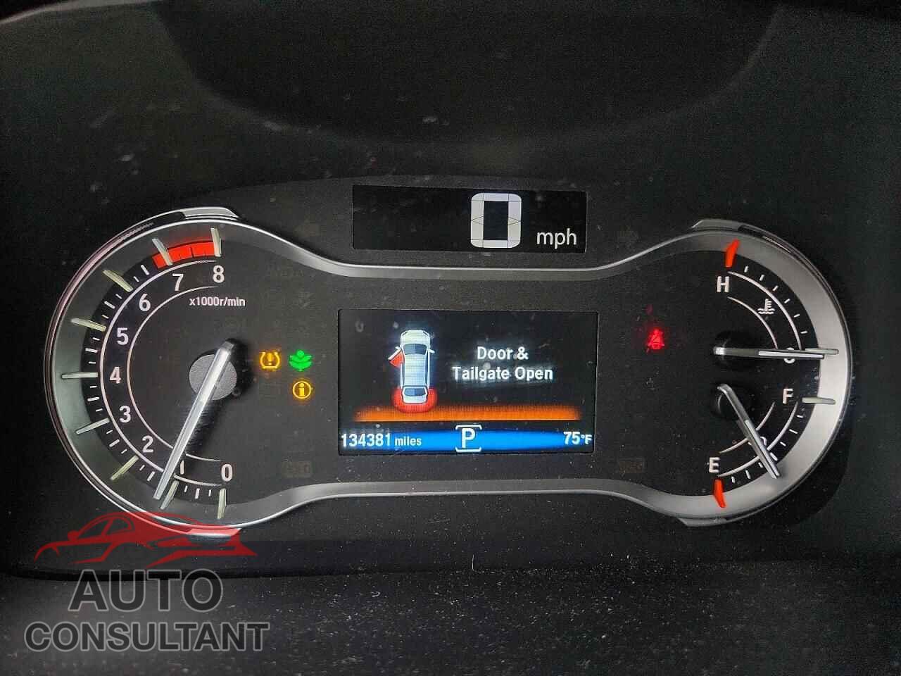 HONDA PILOT 2016 - 5FNYF6H52GB117739
