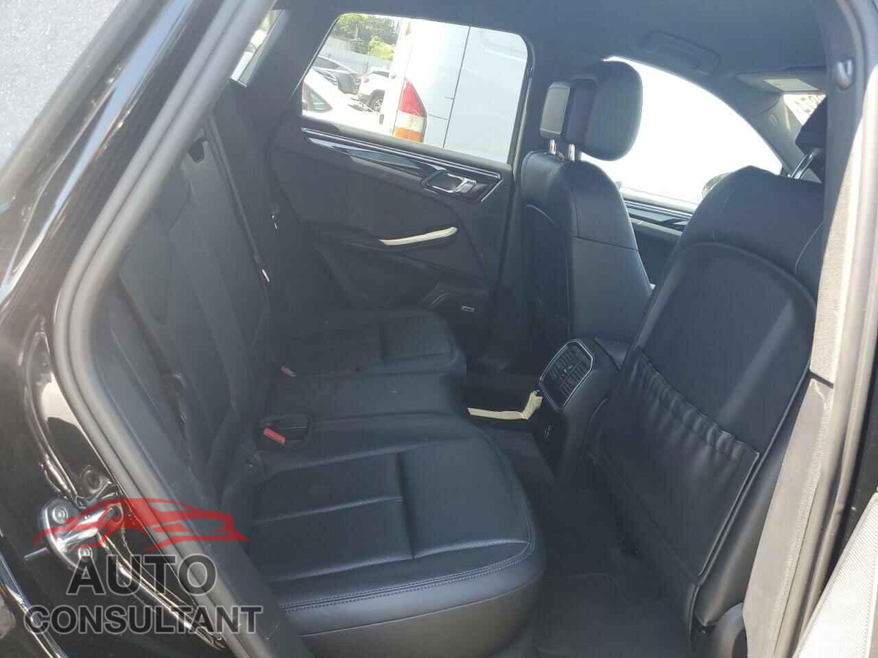 PORSCHE MACAN 2021 - WP1AA2A55MLB13033