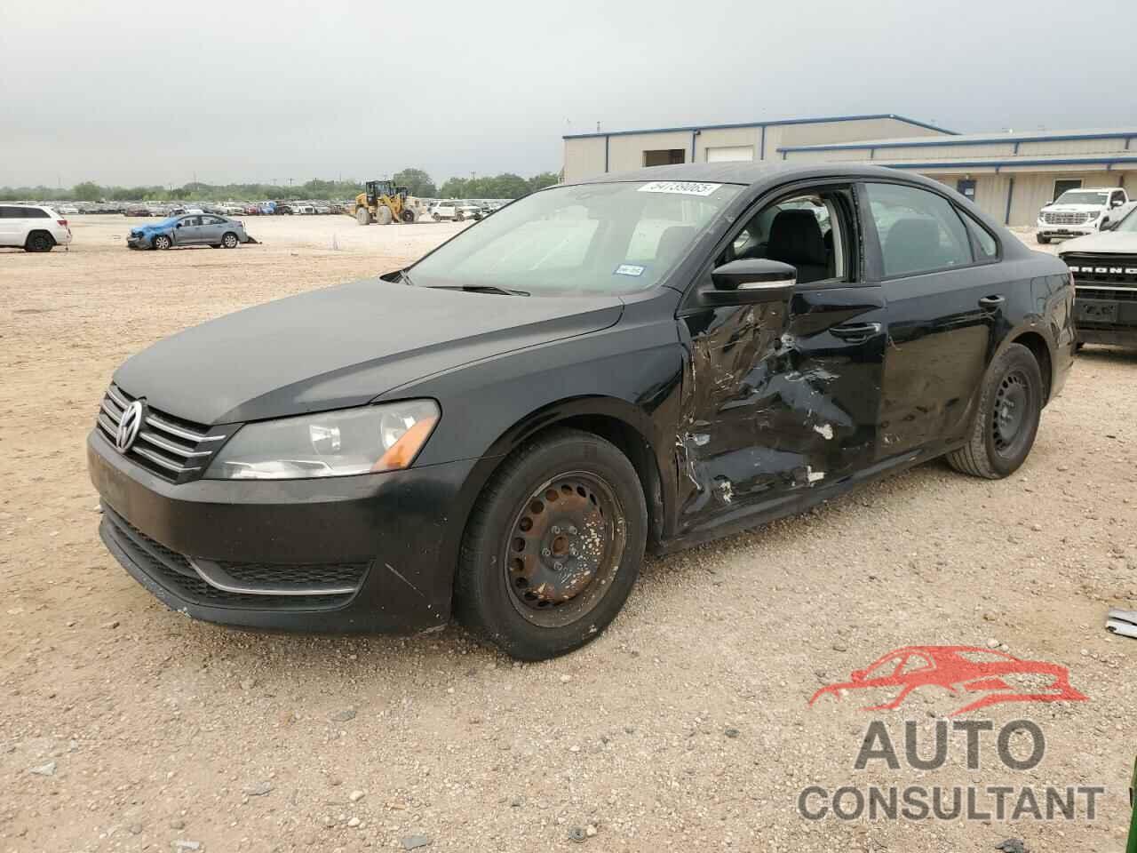 VOLKSWAGEN PASSAT 2013 - 1VWAP7A35DC035748