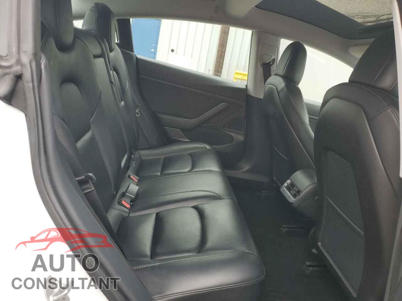 TESLA MODEL 3 2020 - 5YJ3E1EA3LF613533