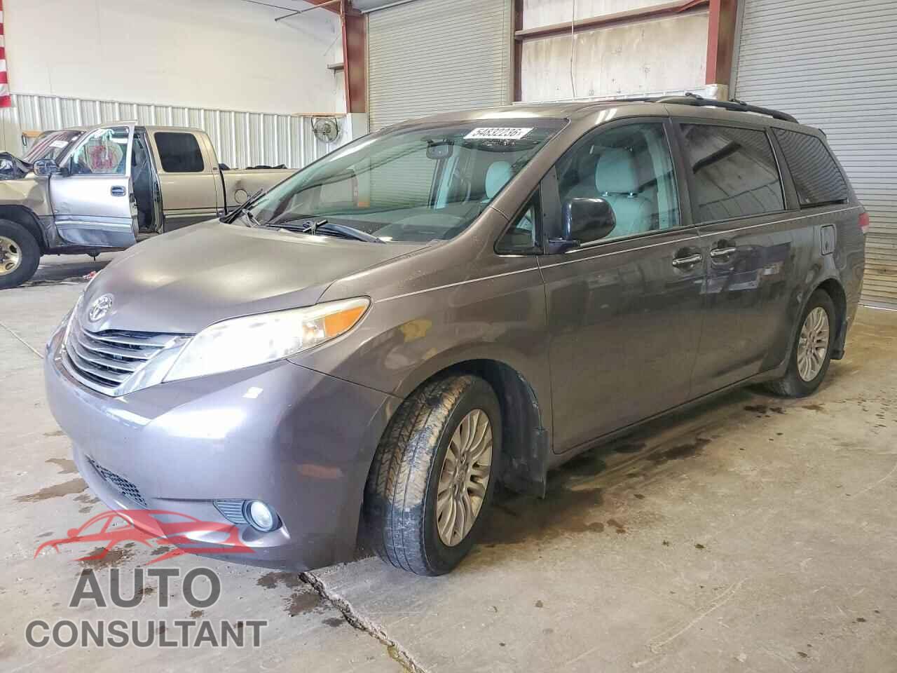 TOYOTA SIENNA 2011 - 5TDYK3DC8BS032665