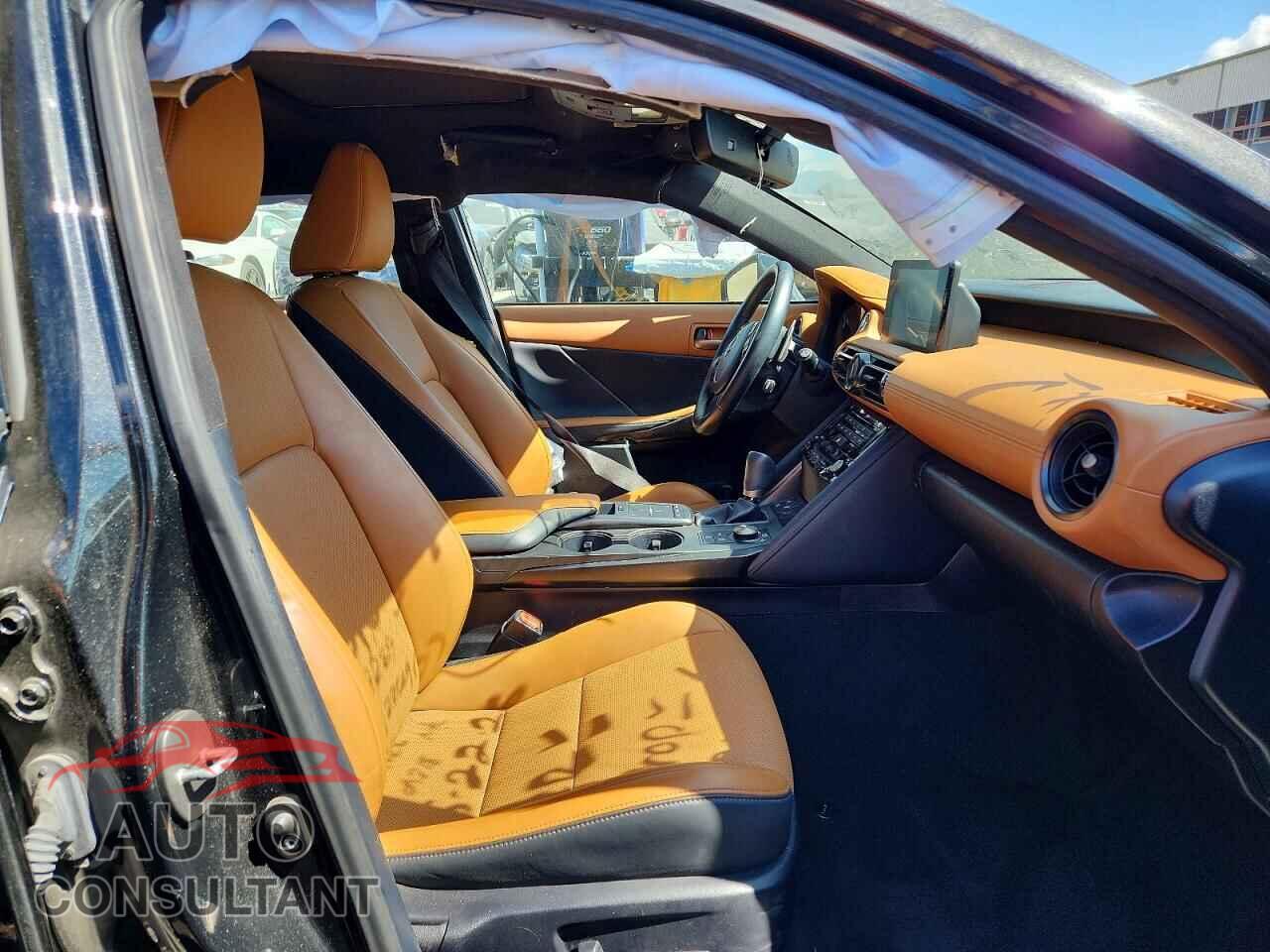 LEXUS IS 2023 - JTHD81F28P5051637
