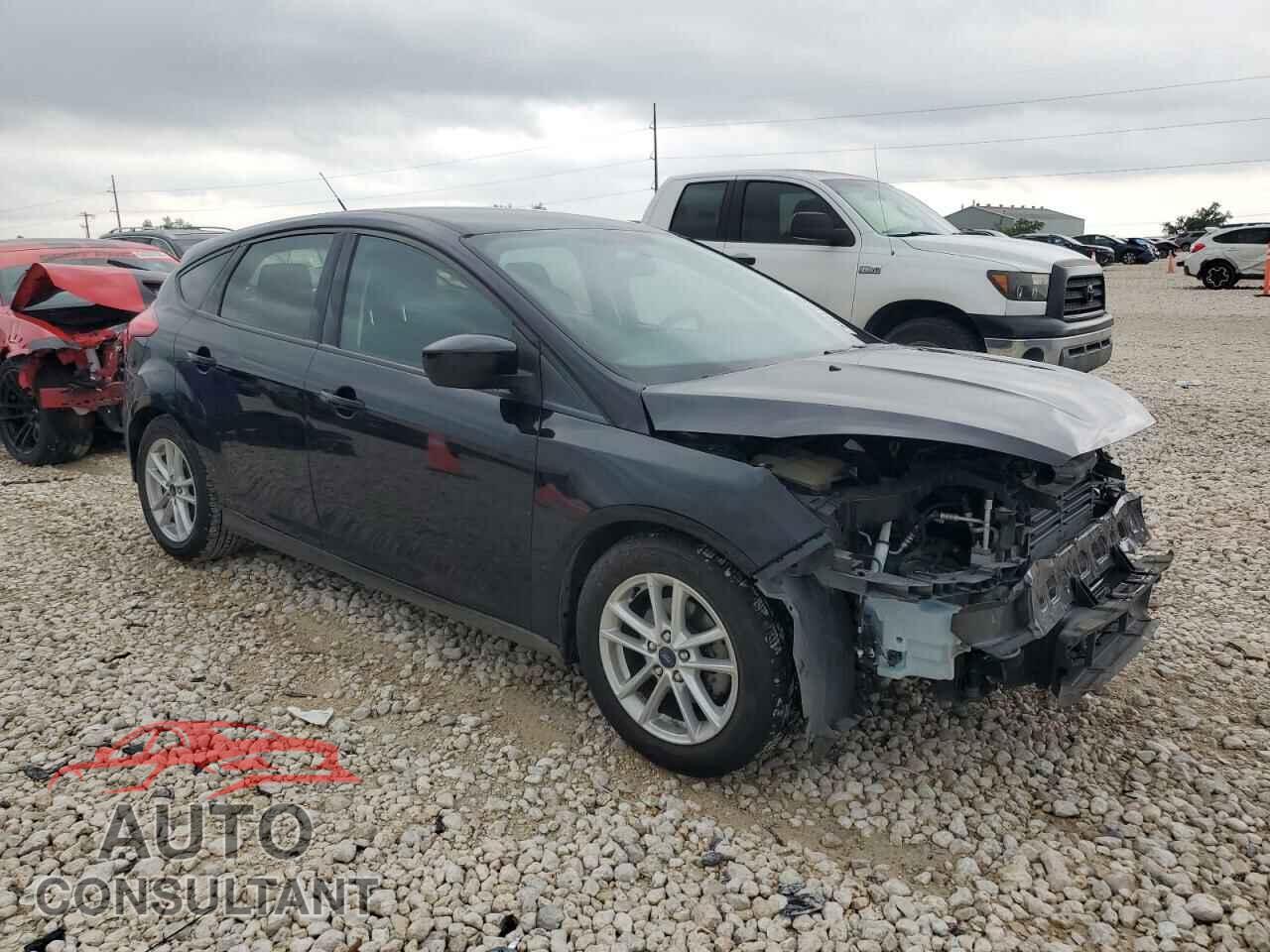 FORD FOCUS 2018 - 1FADP3K29JL330917