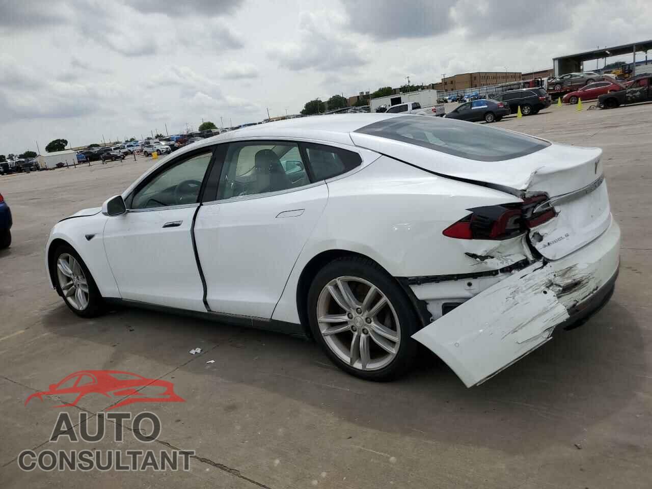 TESLA MODEL S 2016 - 5YJSA1E16GF128395
