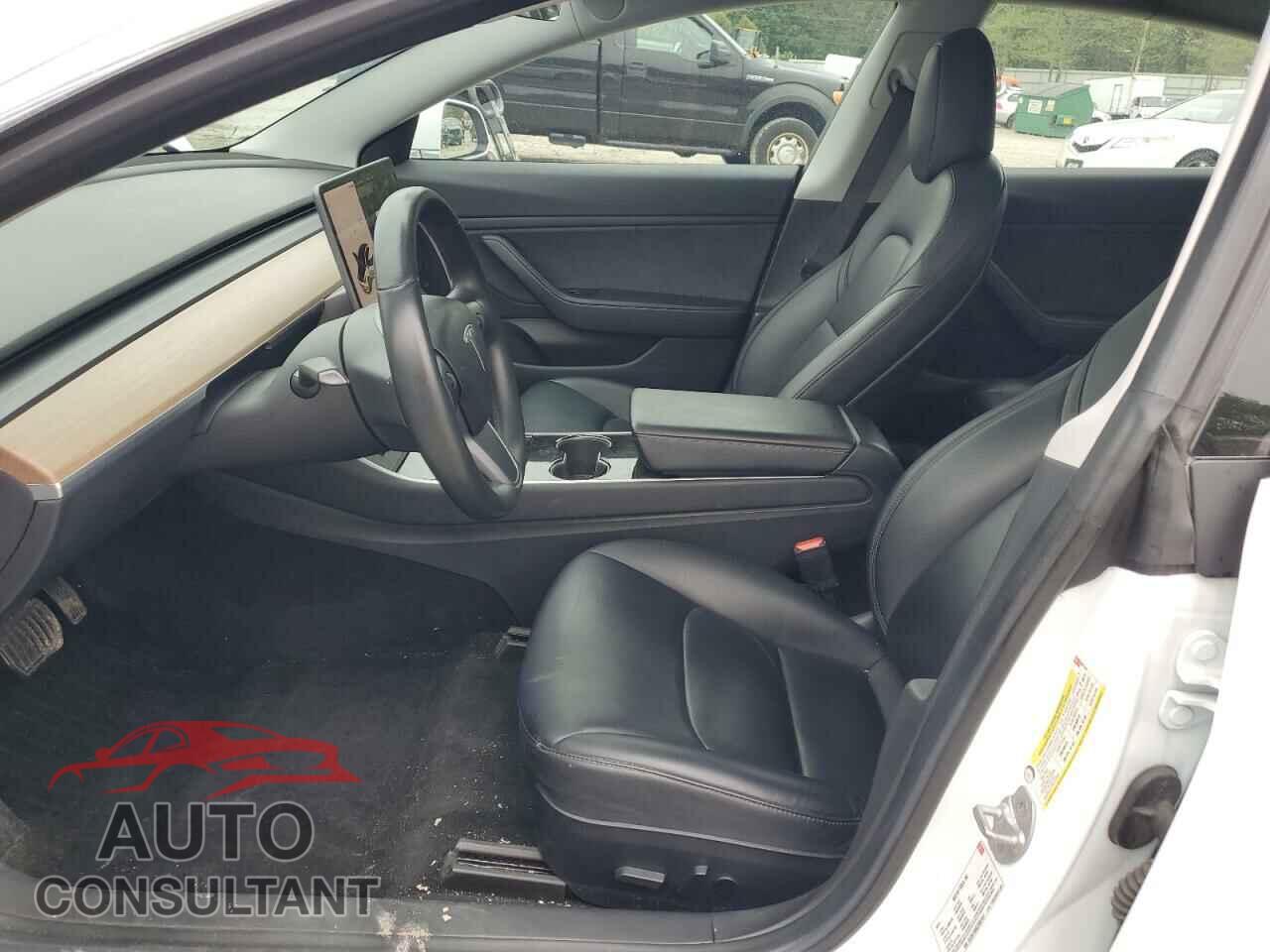 TESLA MODEL 3 2018 - 5YJ3E1EBXJF067447