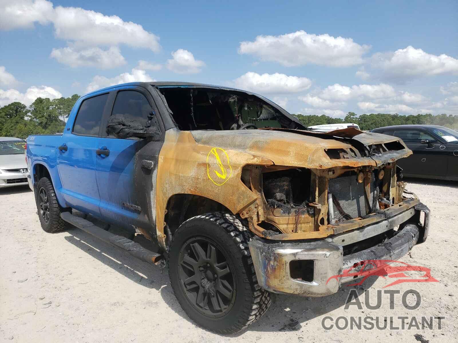 TOYOTA TUNDRA 2021 - 5TFDY5F11MX992427