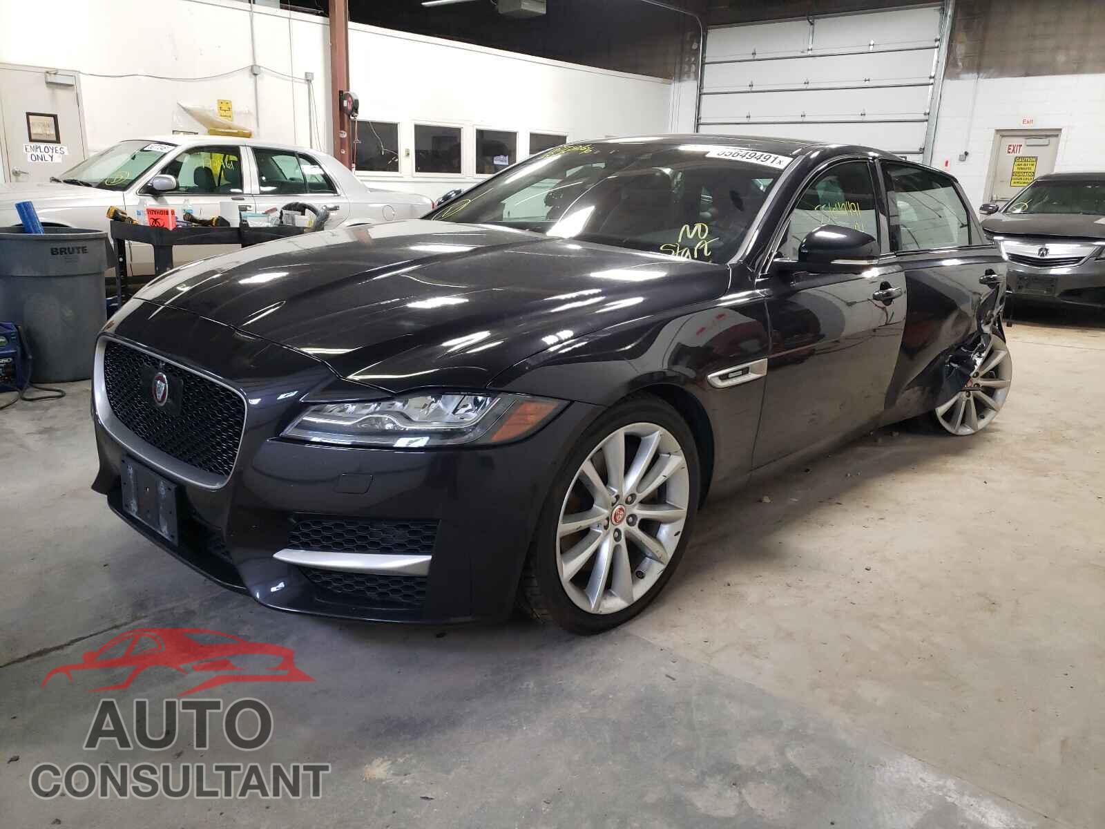 JAGUAR XF 2017 - SAJBL4BV1HCY46004