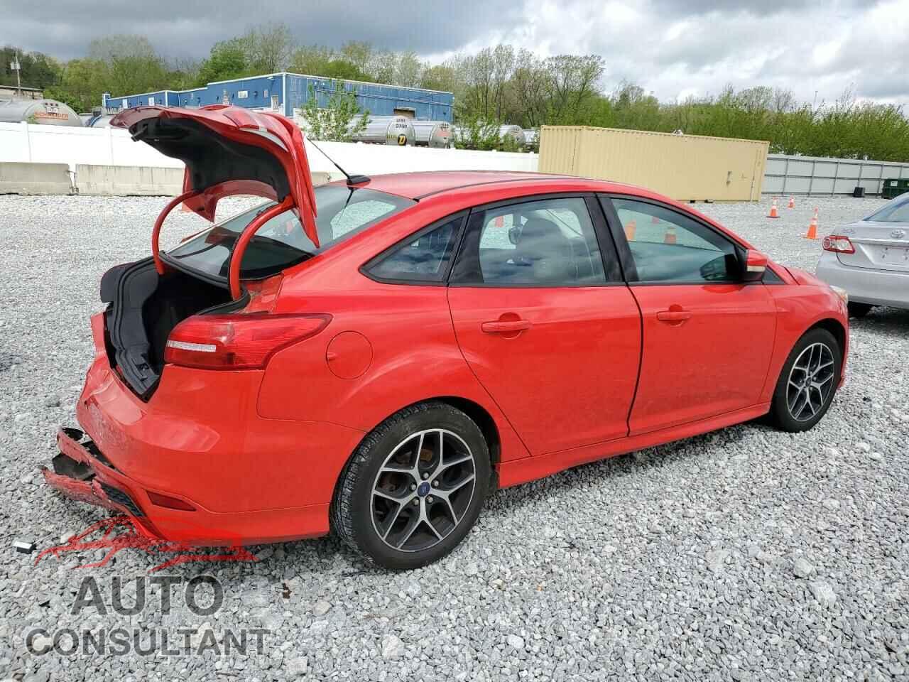 FORD FOCUS 2015 - 1FADP3F20FL339801