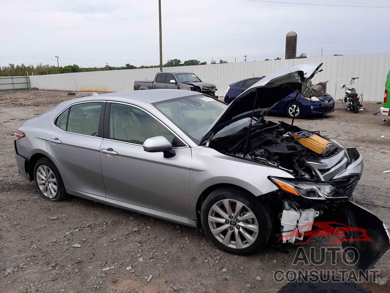 TOYOTA CAMRY 2019 - 4T1B11HKXKU710970