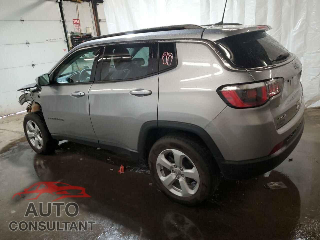 JEEP COMPASS 2018 - 3C4NJDBB5JT332061
