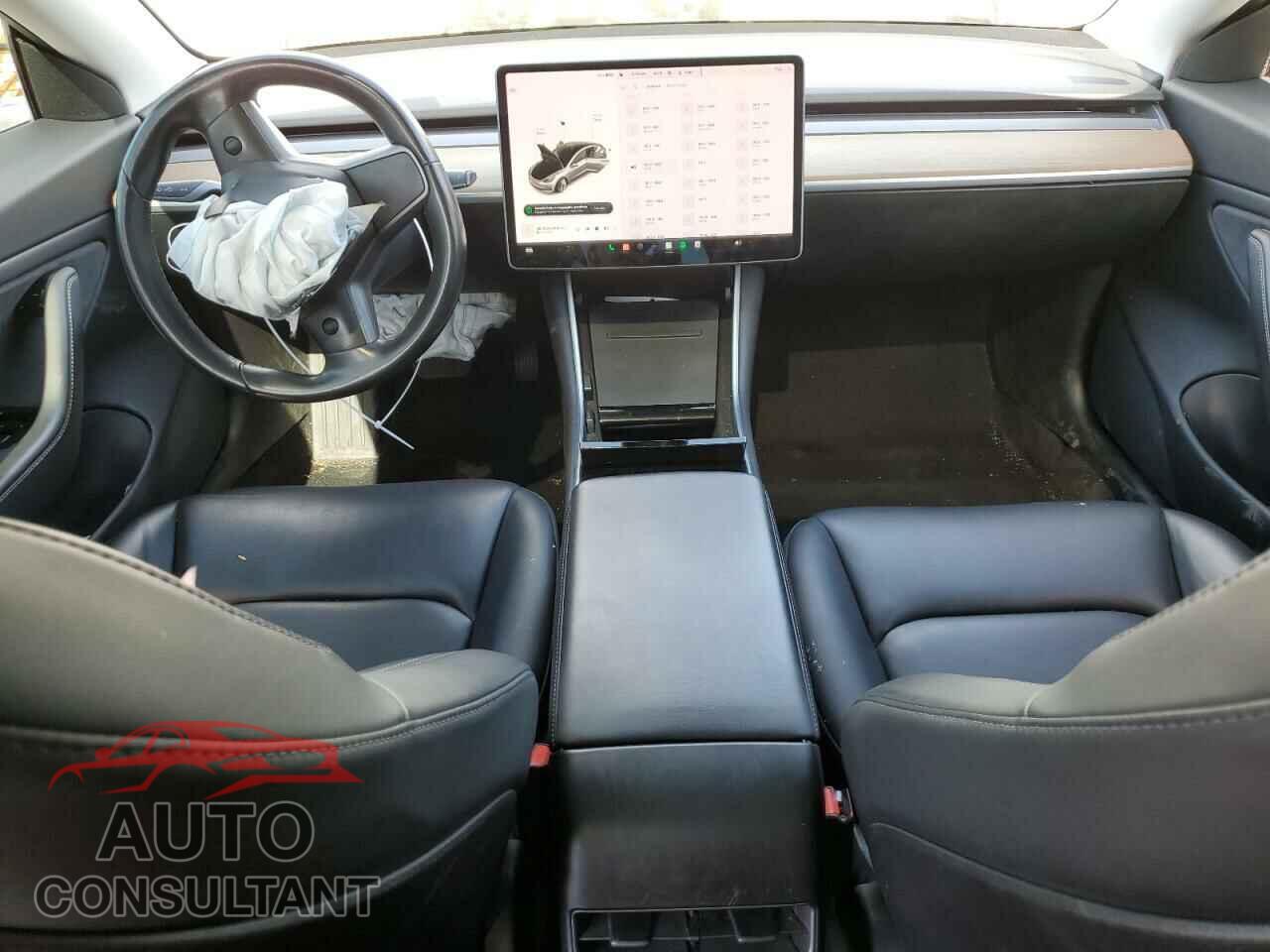 TESLA MODEL 3 2018 - 5YJ3E1EAXJF098463