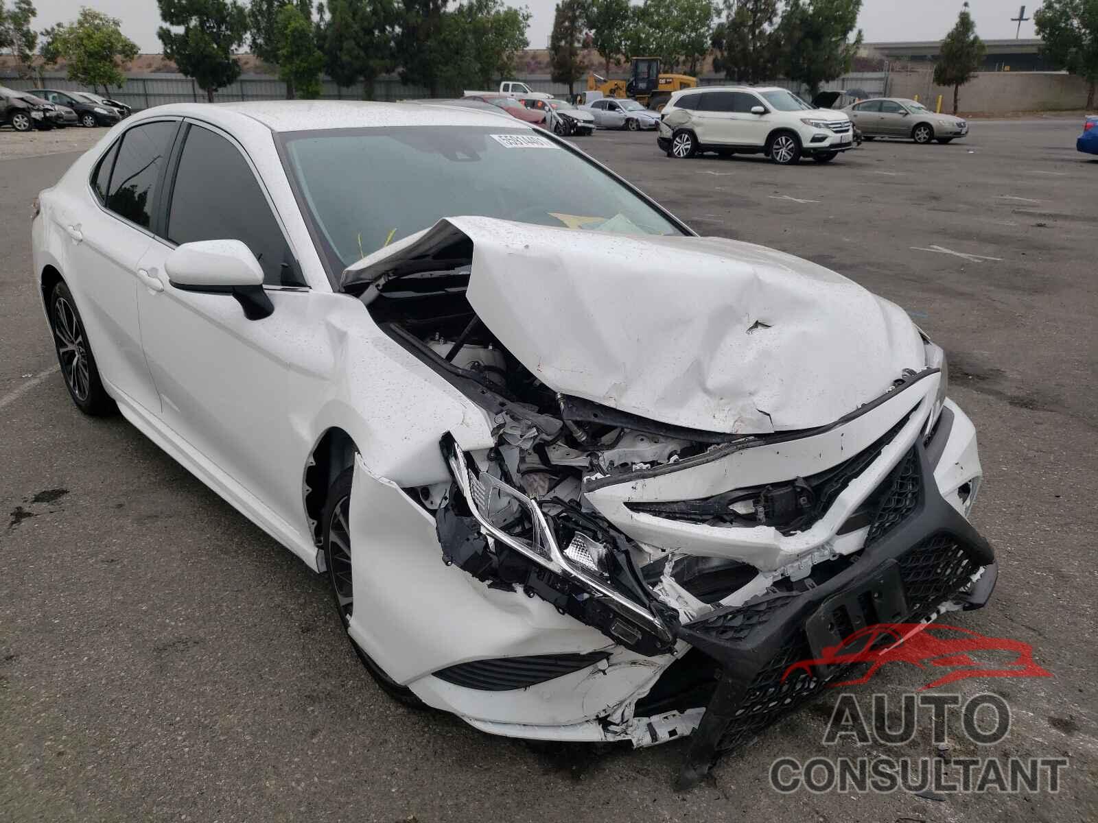 TOYOTA CAMRY 2020 - 4T1G11AK7LU955226