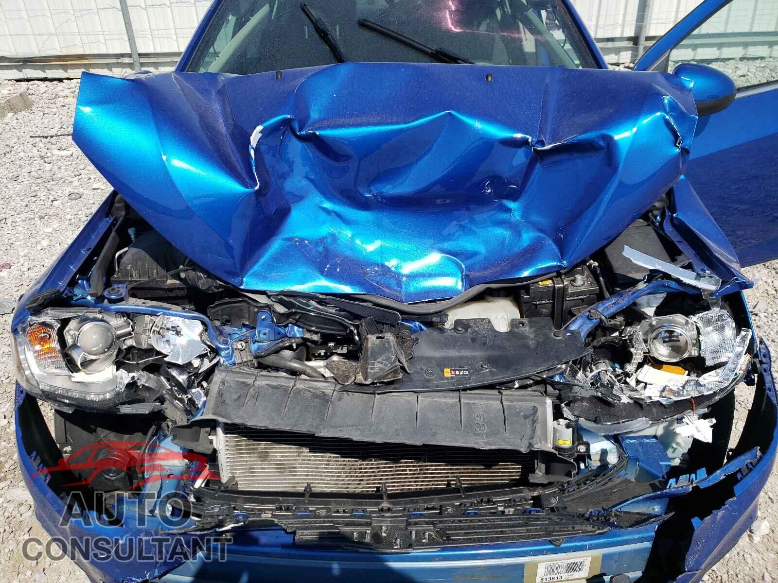 CHEVROLET SONIC 2019 - 1G1JD5SB7K4133637