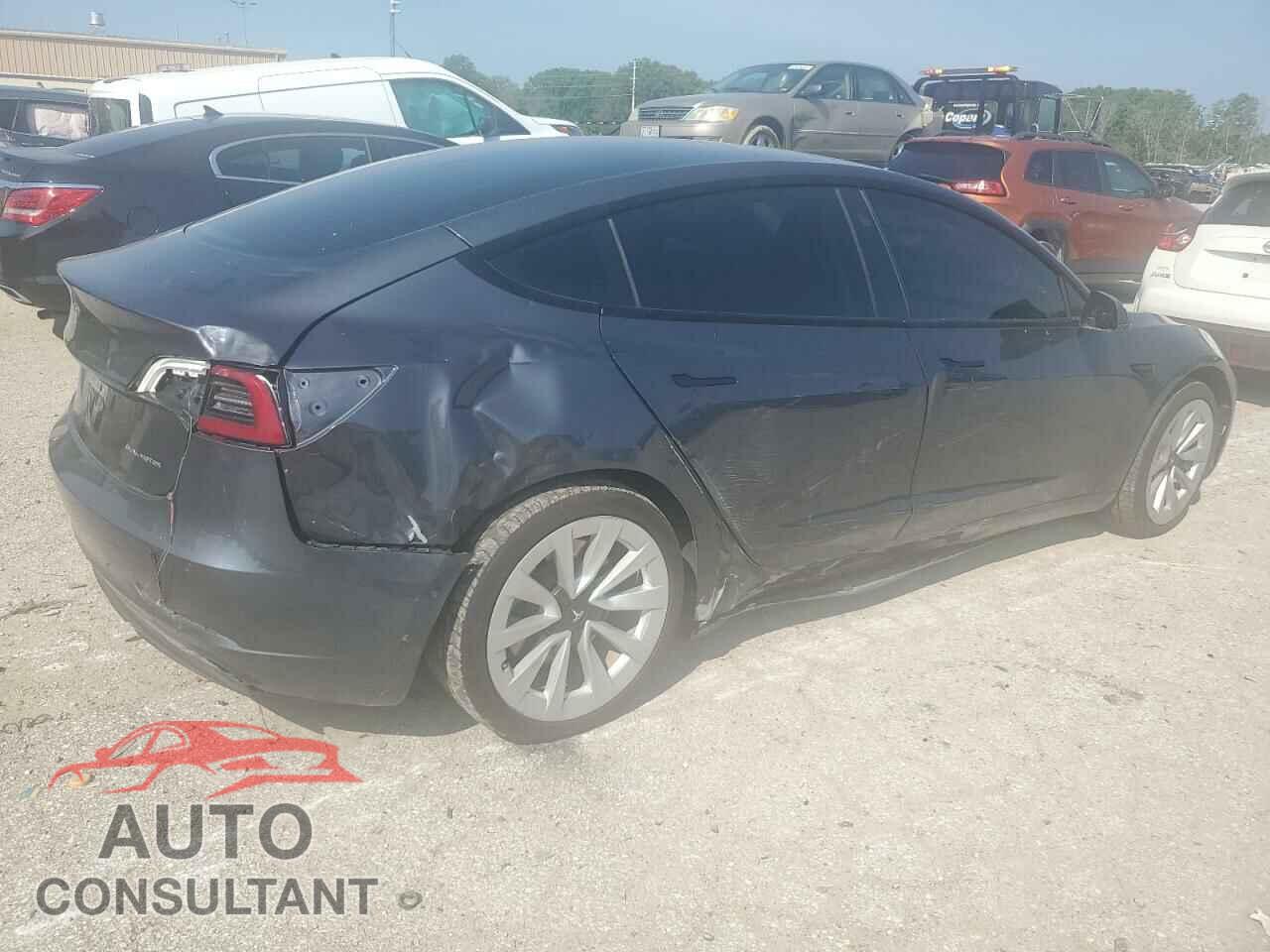 TESLA MODEL 3 2022 - 5YJ3E1EB8NF209140