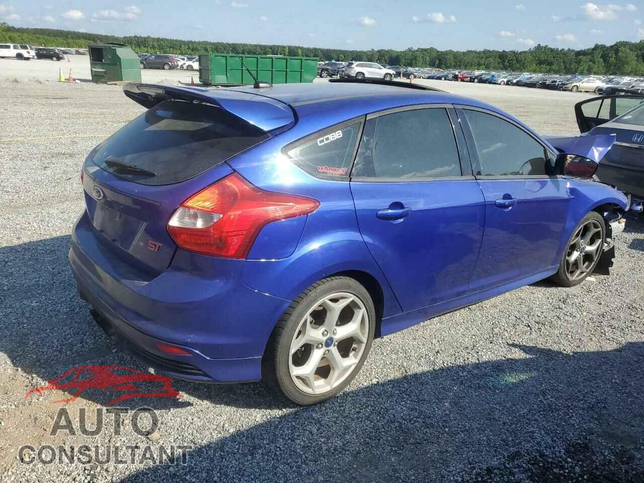 FORD FOCUS 2013 - 1FADP3L95DL331451