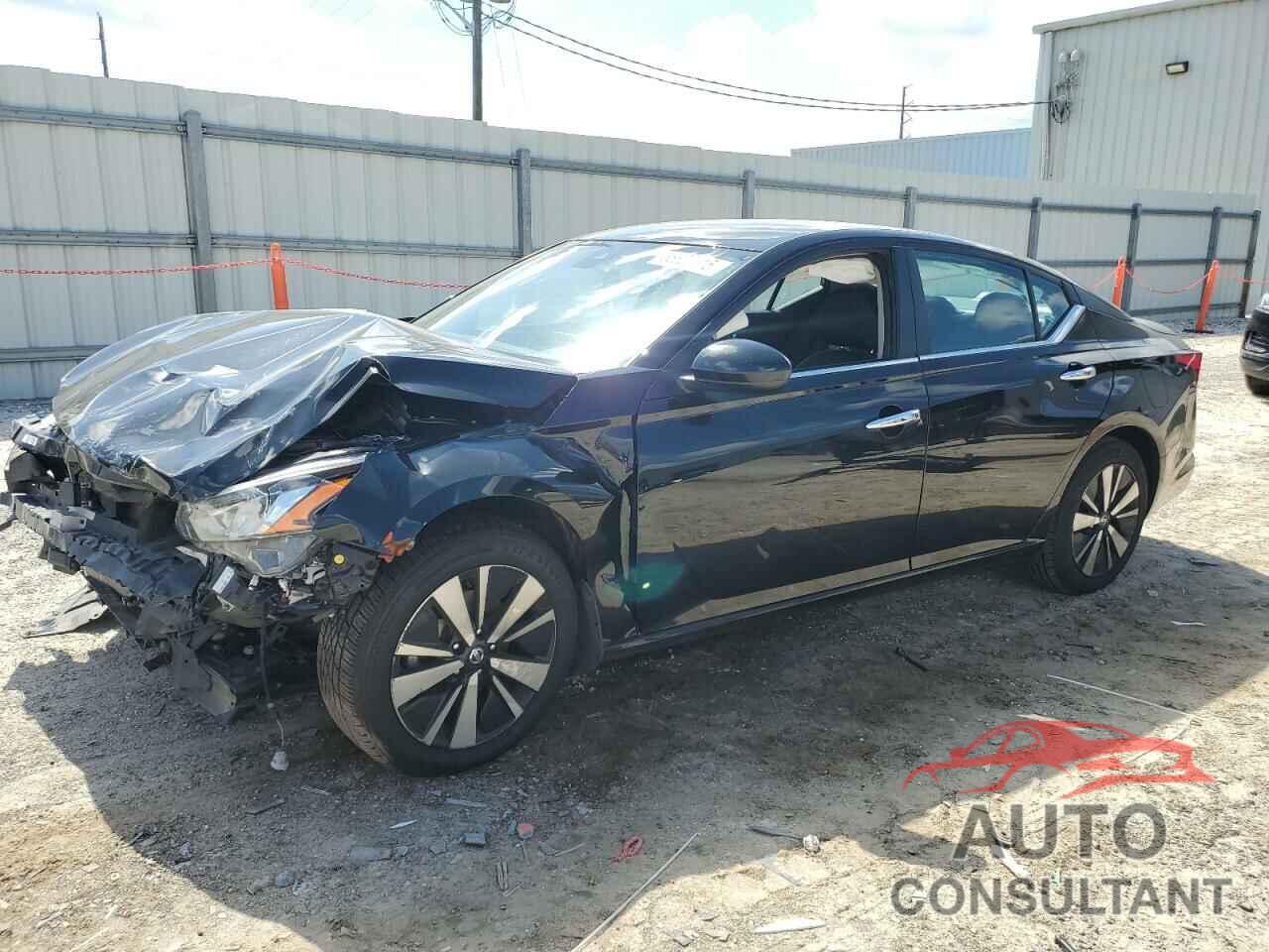 NISSAN ALTIMA 2022 - 1N4BL4DVXNN390070