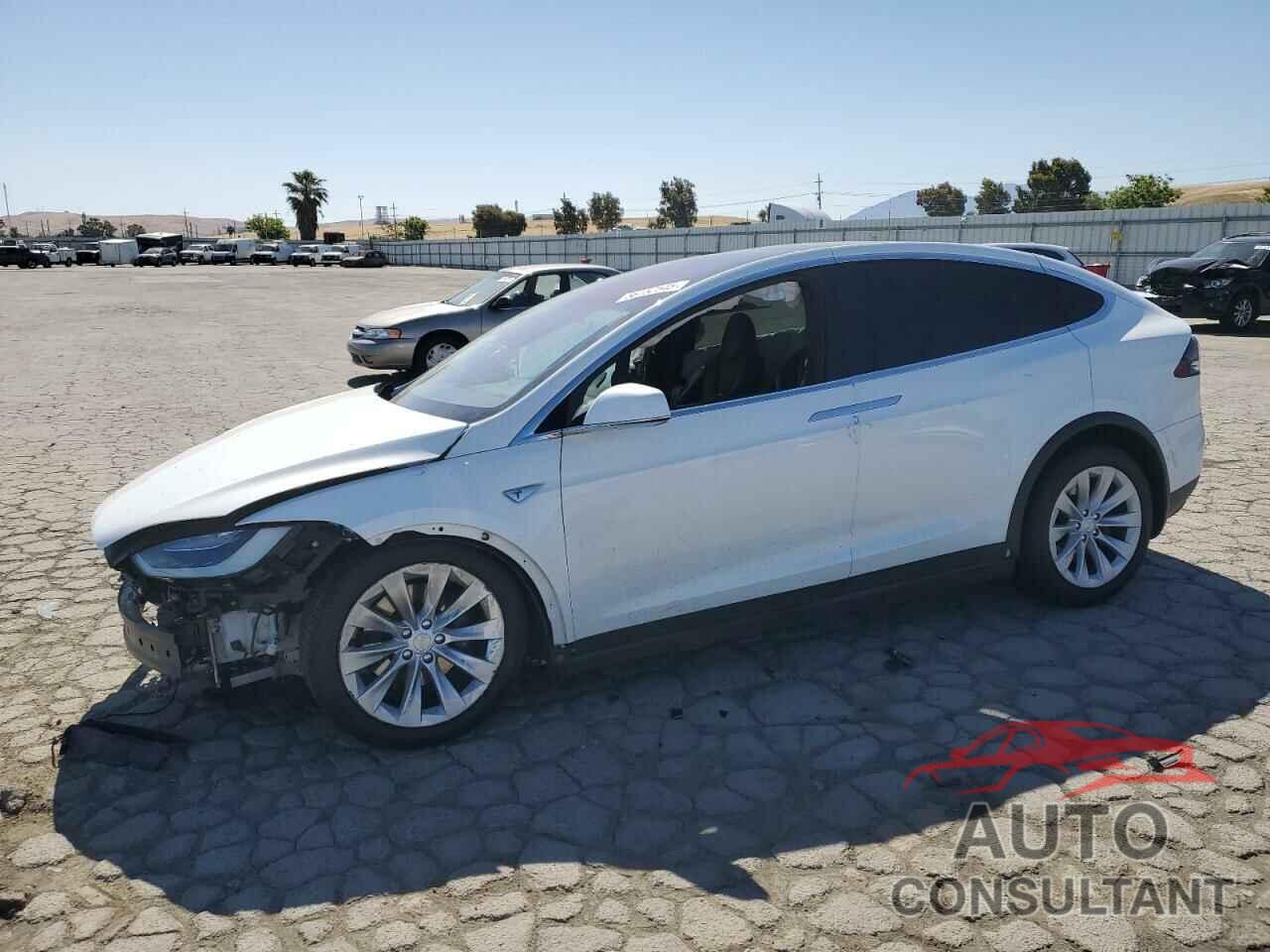 TESLA MODEL X 2016 - 5YJXCBE2XGF006203