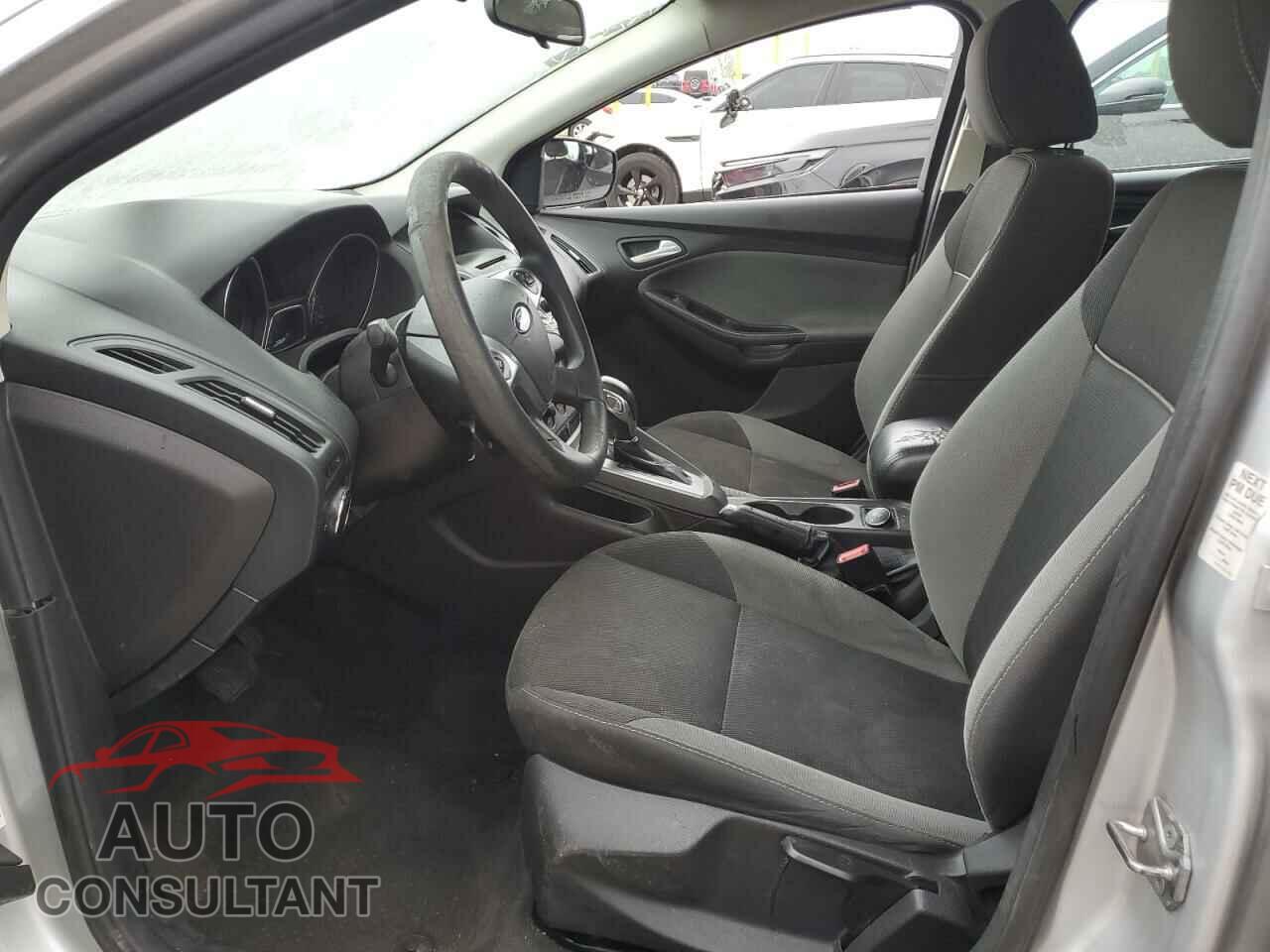 FORD FOCUS 2014 - 1FADP3F2XEL287558