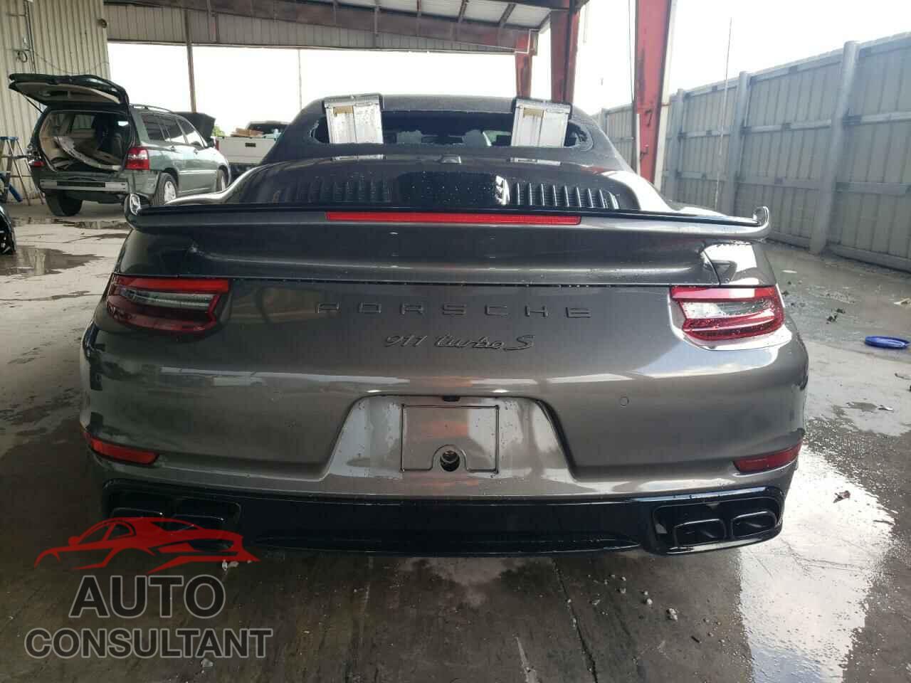 PORSCHE 911 2017 - WP0CD2A99HS178807