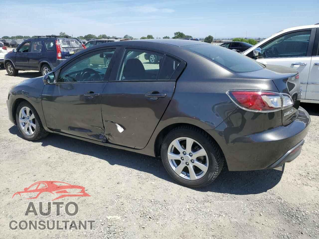 MAZDA 3 2011 - JM1BL1VG2B1404877