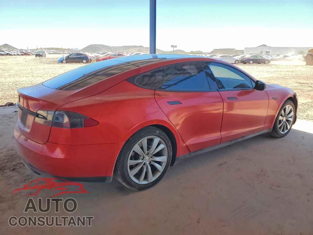 TESLA MODEL S 2013 - 5YJSA1DN9DFP18915