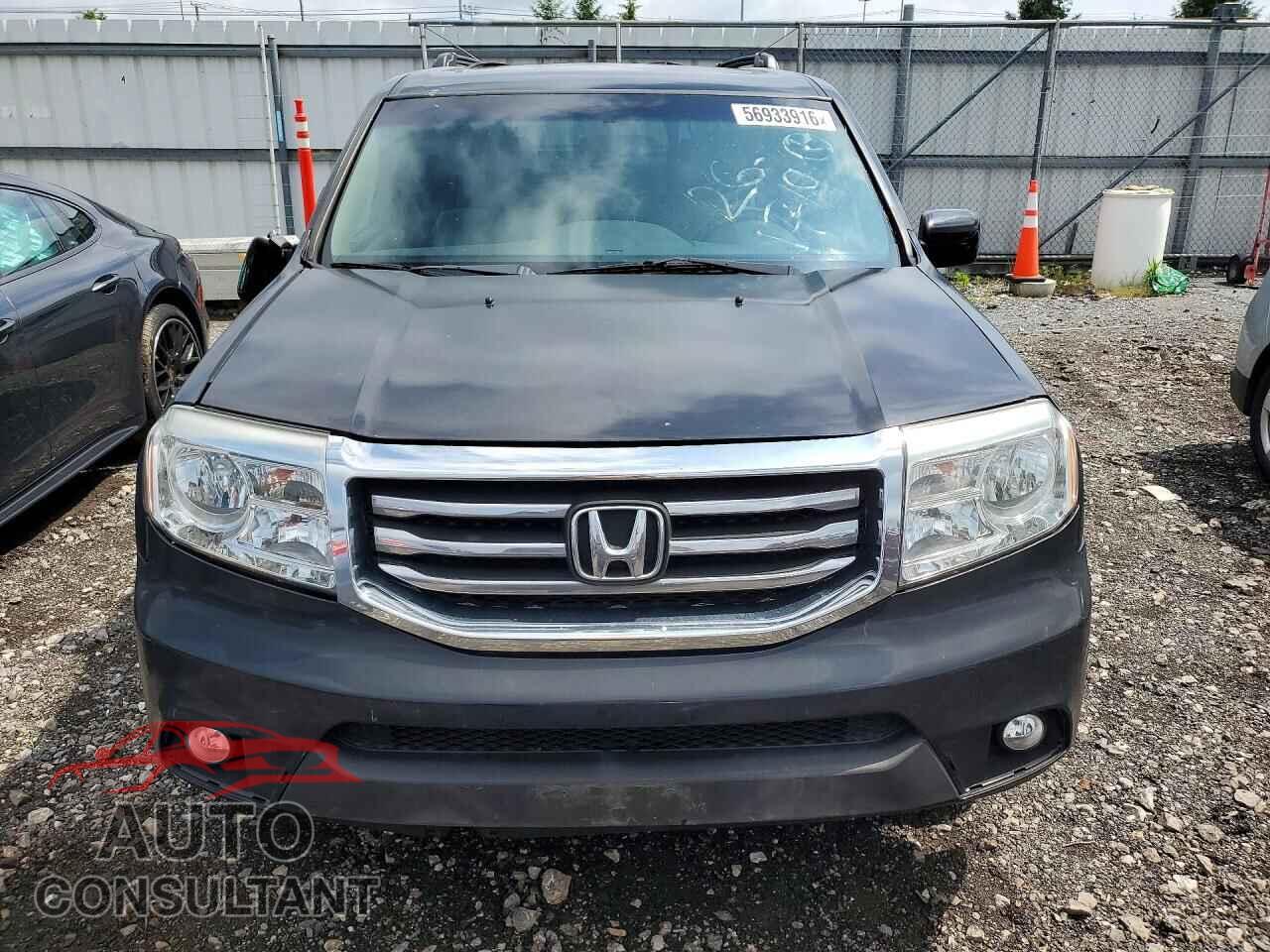 HONDA PILOT 2015 - 5FNYF4H32FB025192