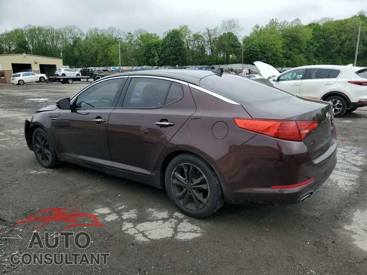 KIA OPTIMA 2011 - KNAGN4A77B5096988