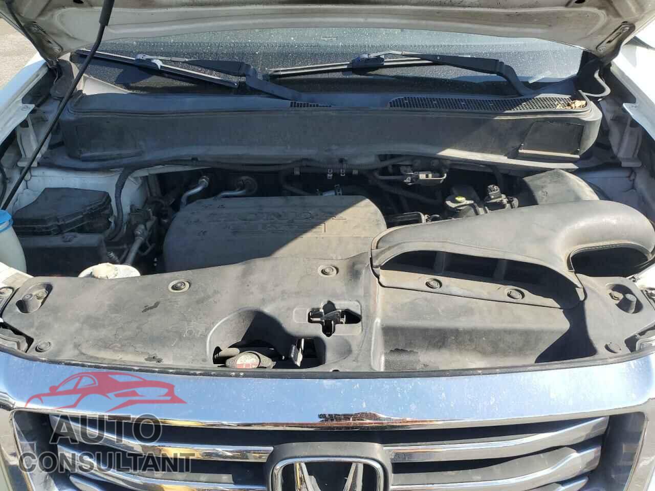 HONDA PILOT 2013 - 5FNYF3H6XDB021280