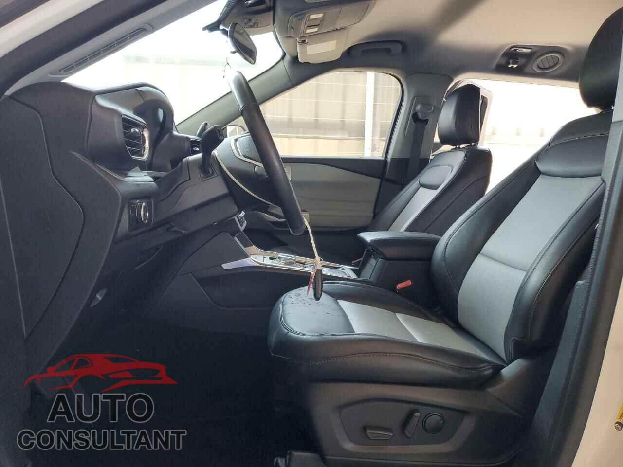 FORD EXPLORER 2024 - 1FMSK7DH0RGA18011