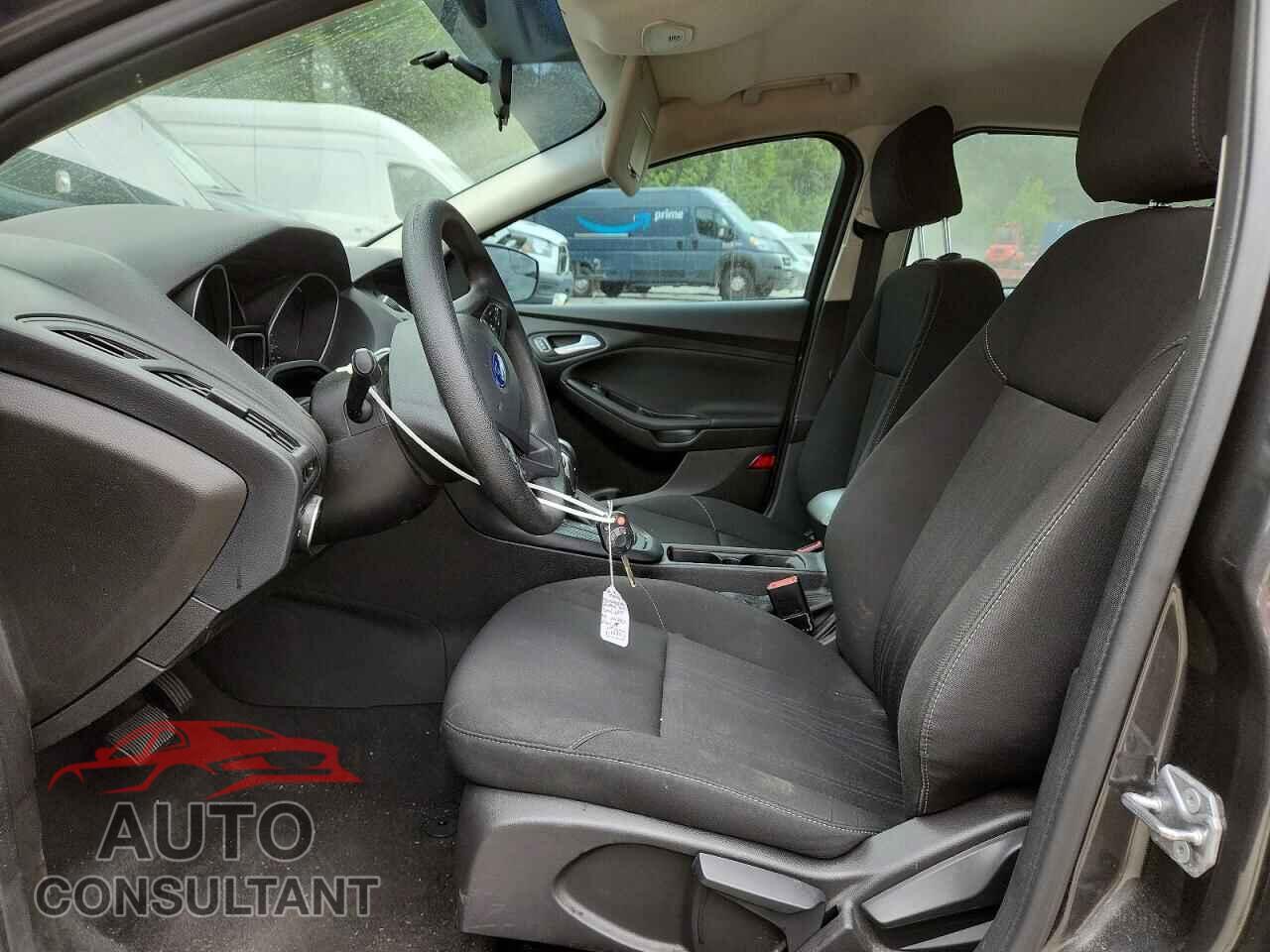 FORD FOCUS 2016 - 1FADP3F29GL326899
