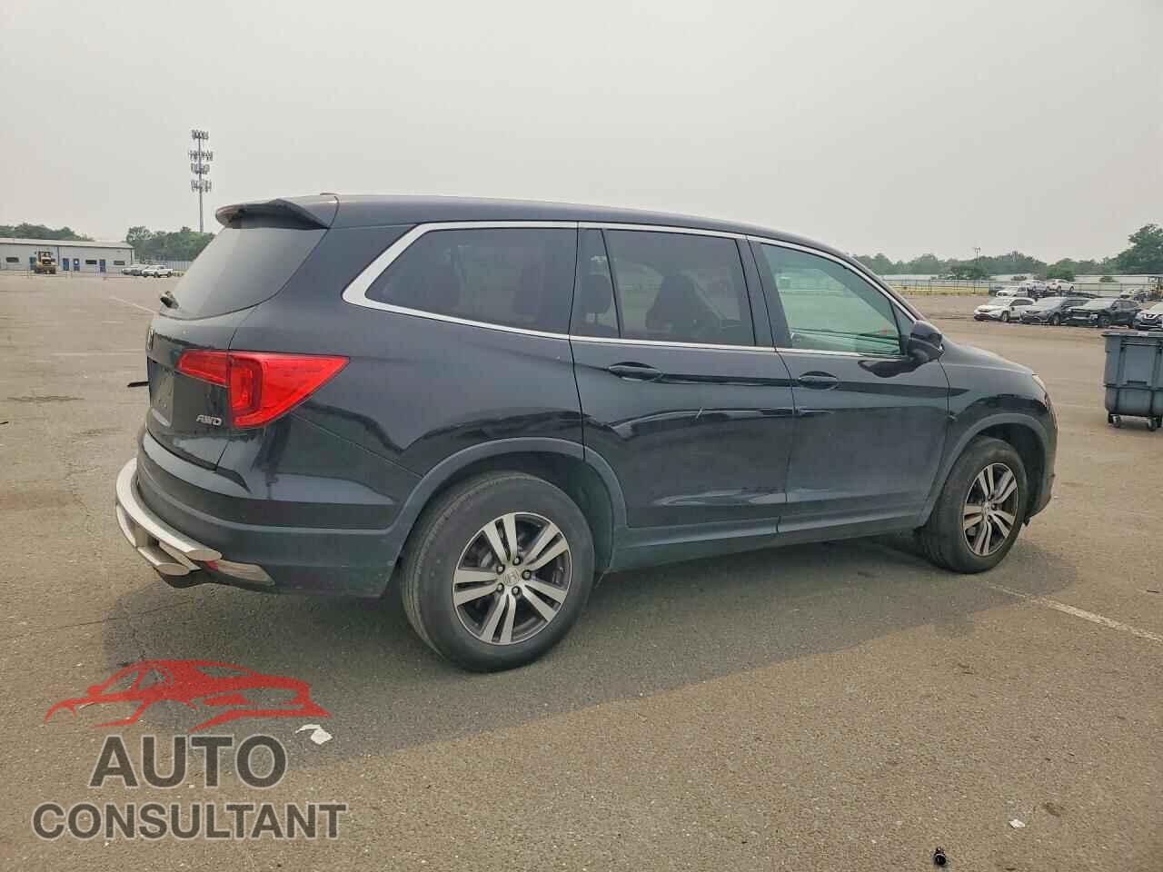 HONDA PILOT 2017 - 5FNYF6H5XHB032942
