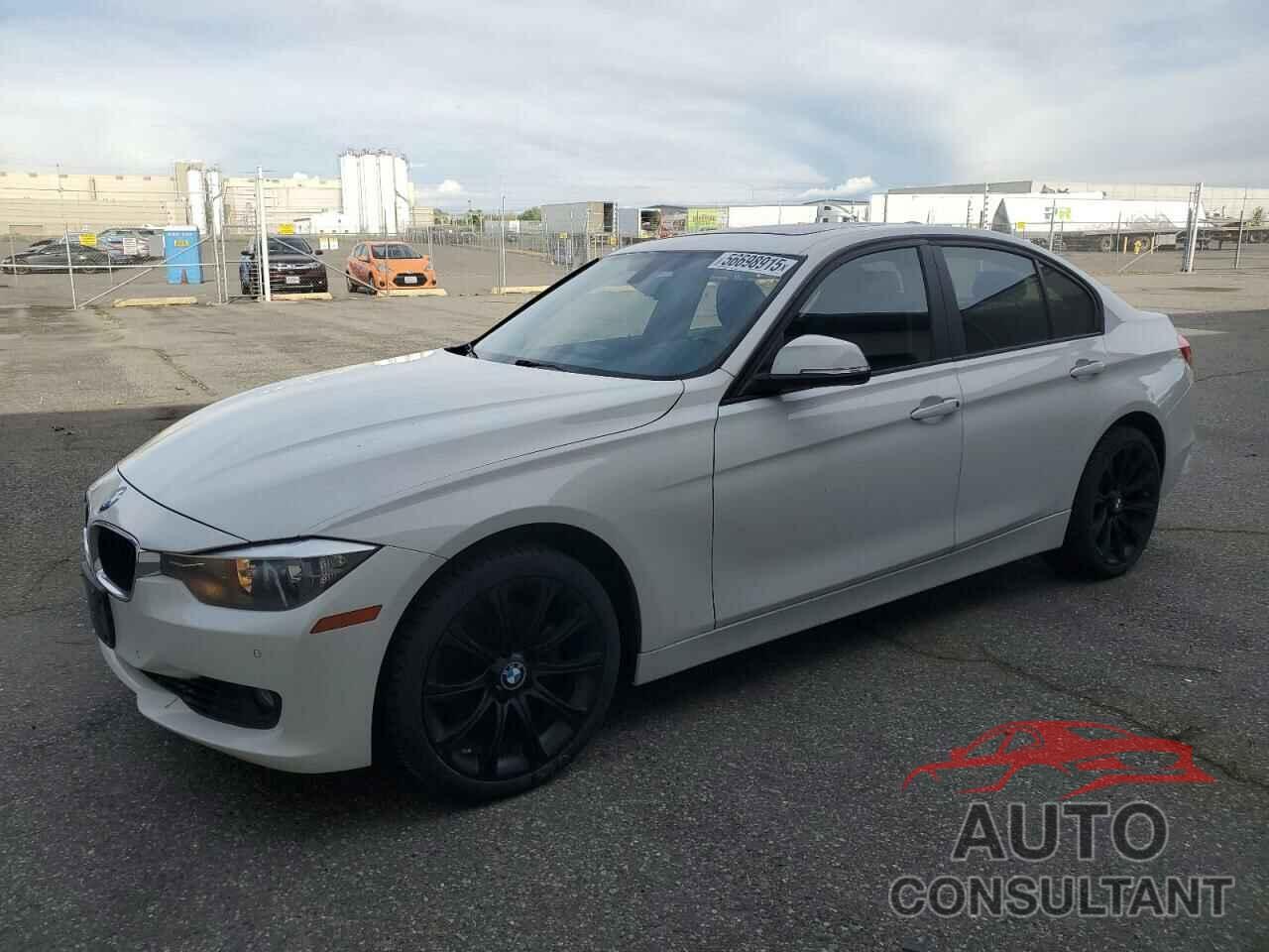 BMW 3 SERIES 2013 - WBA3B5G52DNP40516