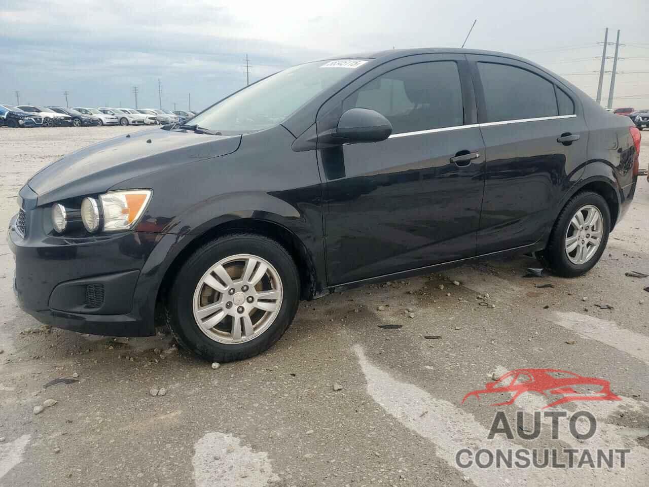 CHEVROLET SONIC 2015 - 1G1JC5SH1F4208183