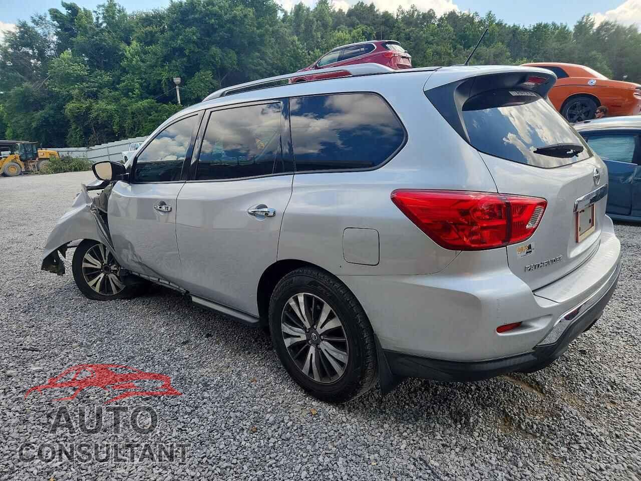 NISSAN PATHFINDER 2017 - 5N1DR2MN2HC608259