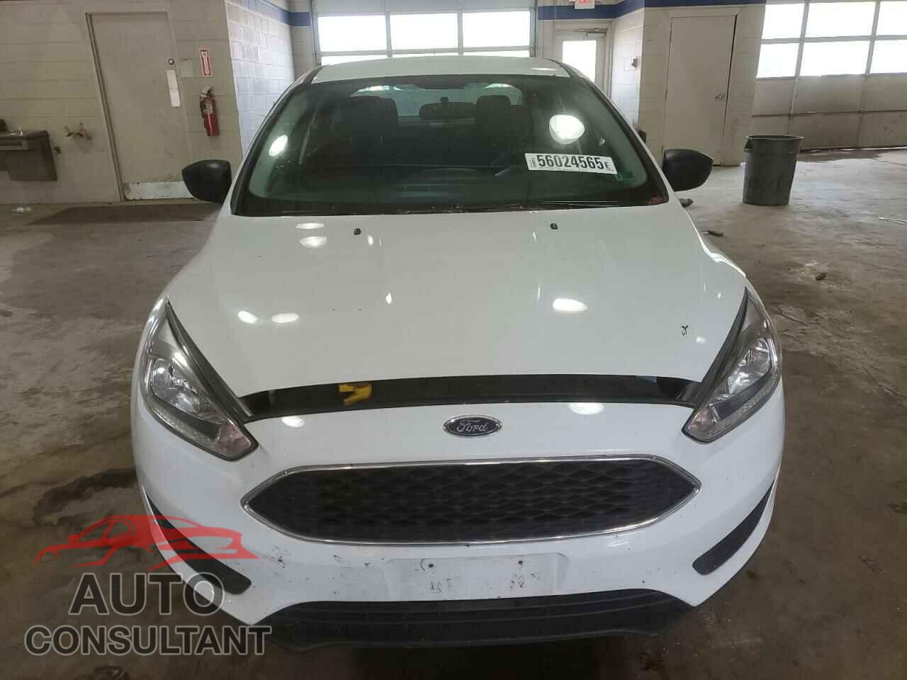 FORD FOCUS 2016 - 1FADP3E27GL224390