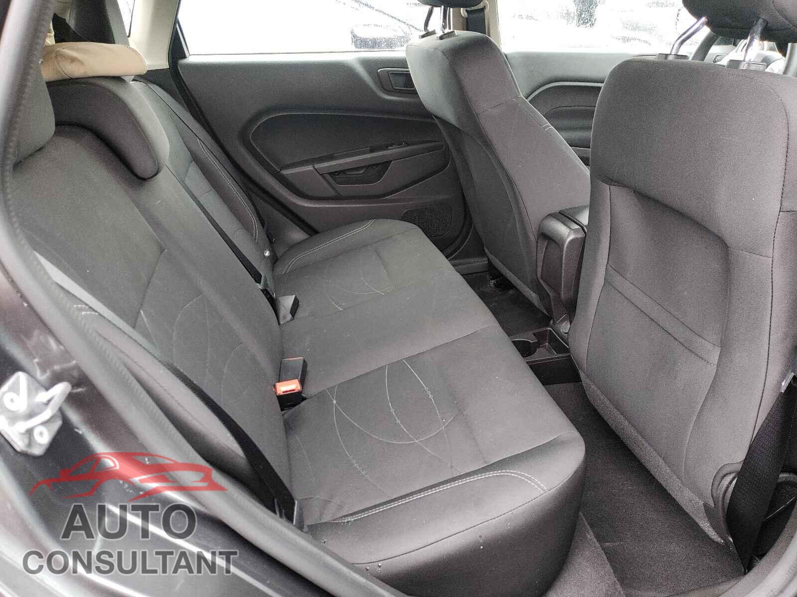 FORD FIESTA 2019 - 3FADP4EJ4KM134392
