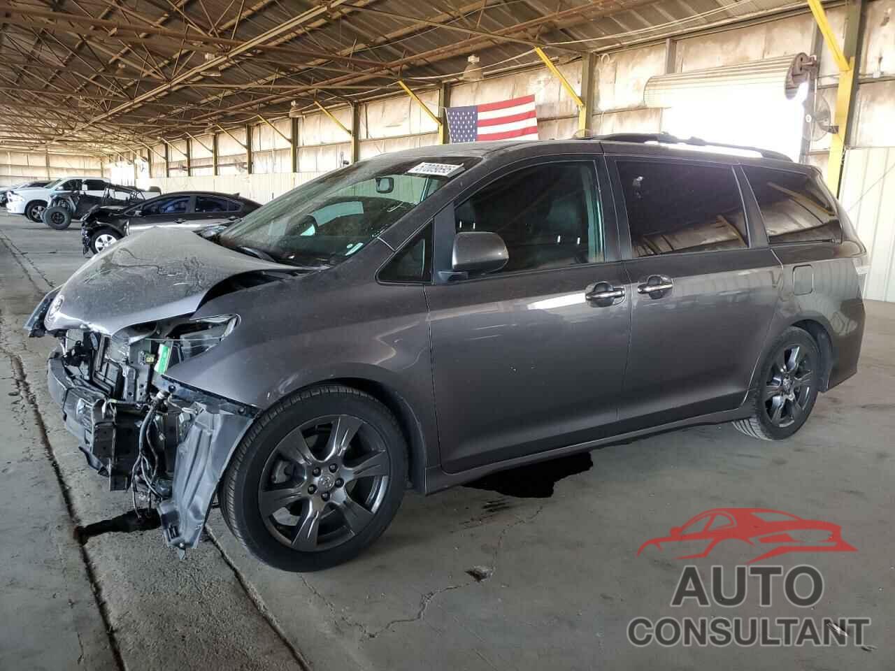 TOYOTA SIENNA 2017 - 5TDXZ3DC7HS785250