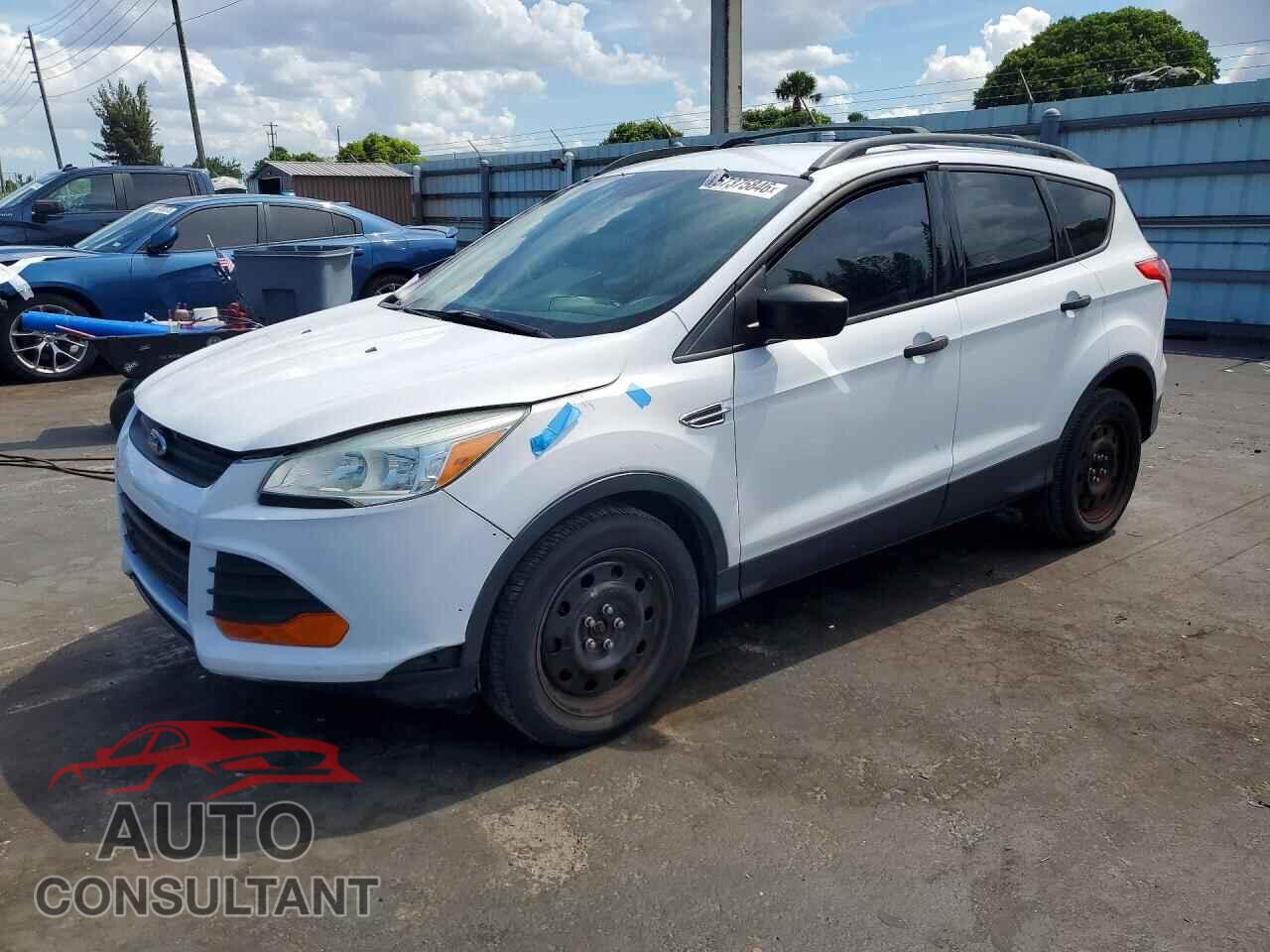 FORD ESCAPE 2015 - 1FMCU0F76FUC28121