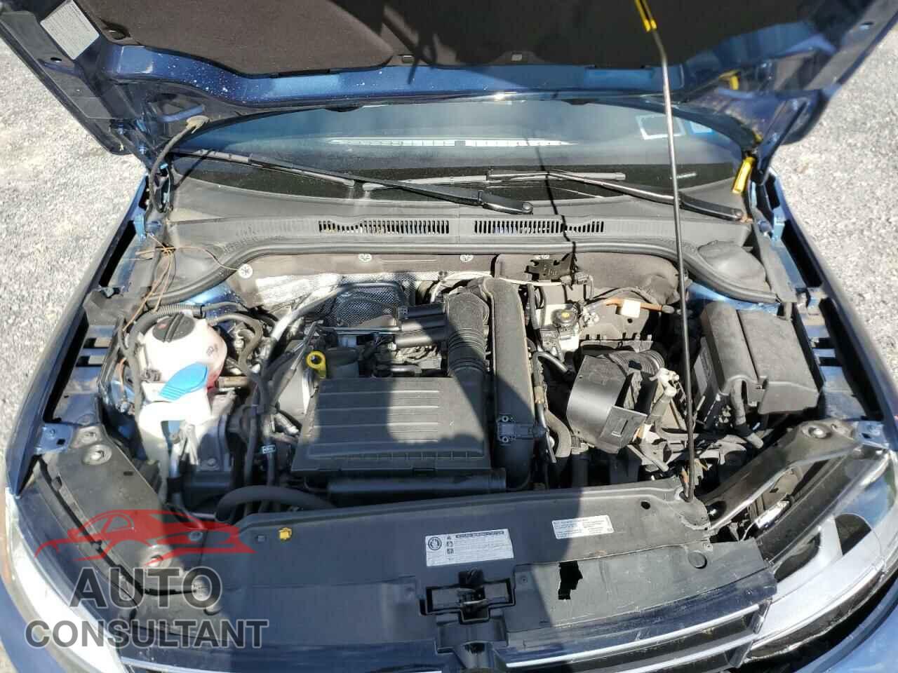 VOLKSWAGEN JETTA 2017 - 3VW2B7AJ1HM329105