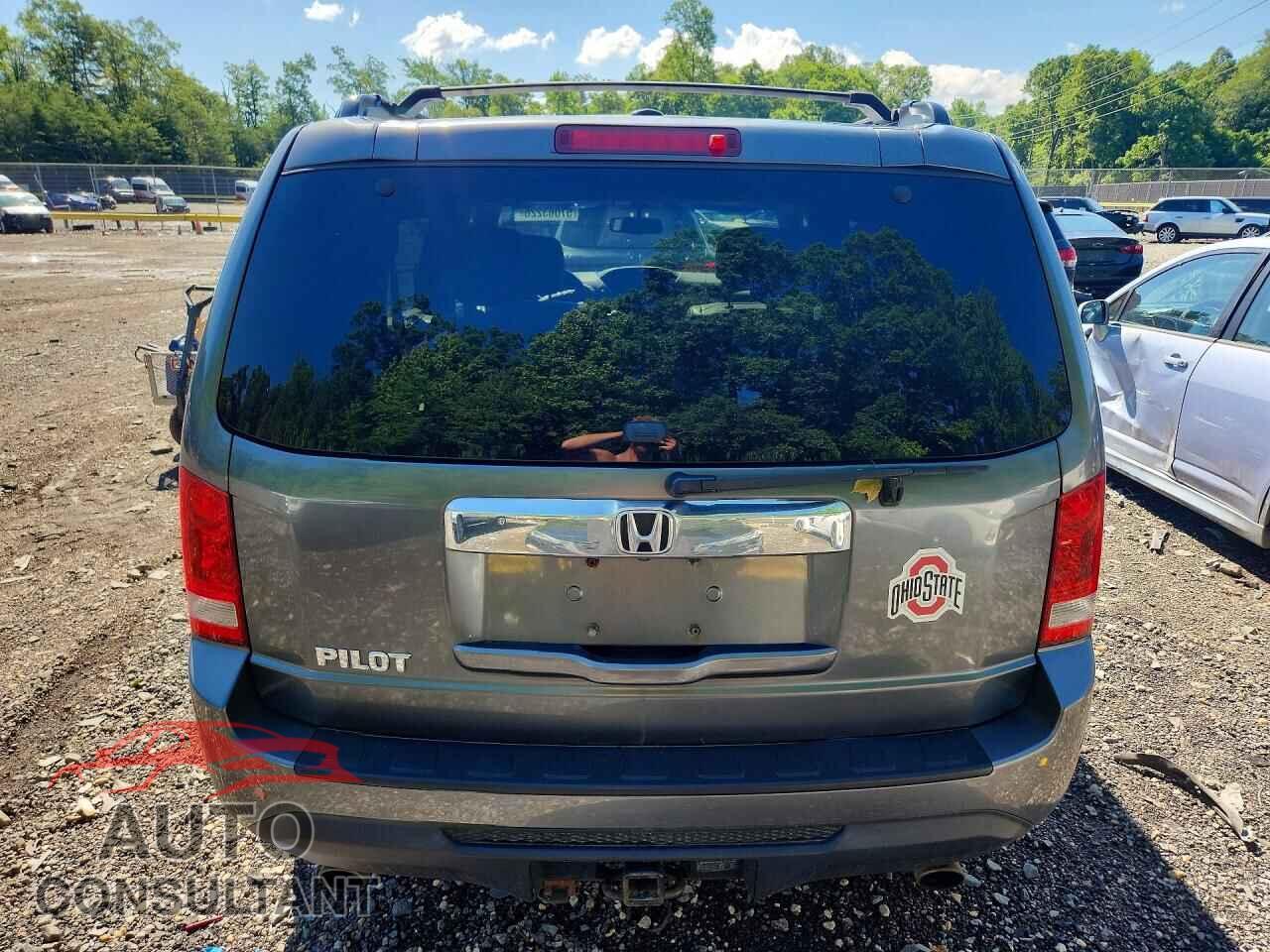 HONDA PILOT 2013 - 5FNYF3H51DB009672