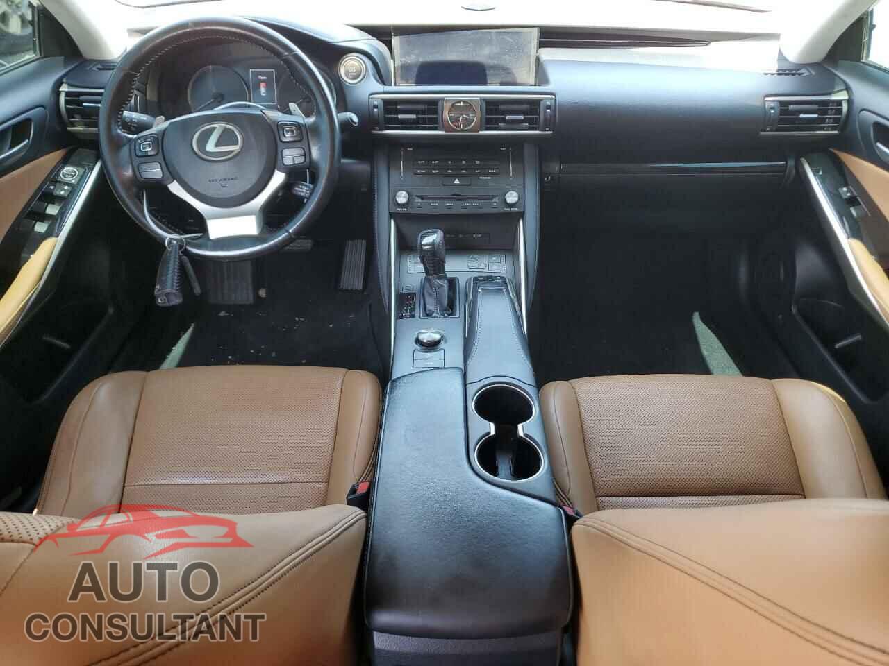 LEXUS IS 2017 - JTHBA1D23H5061377