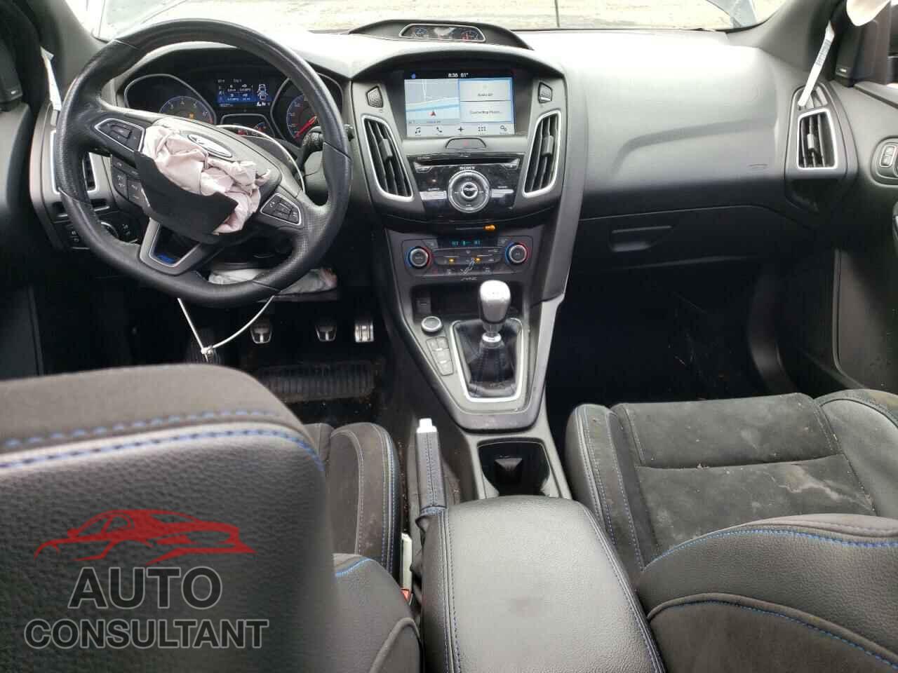 FORD FOCUS 2017 - WF0DP3TH5H4119082