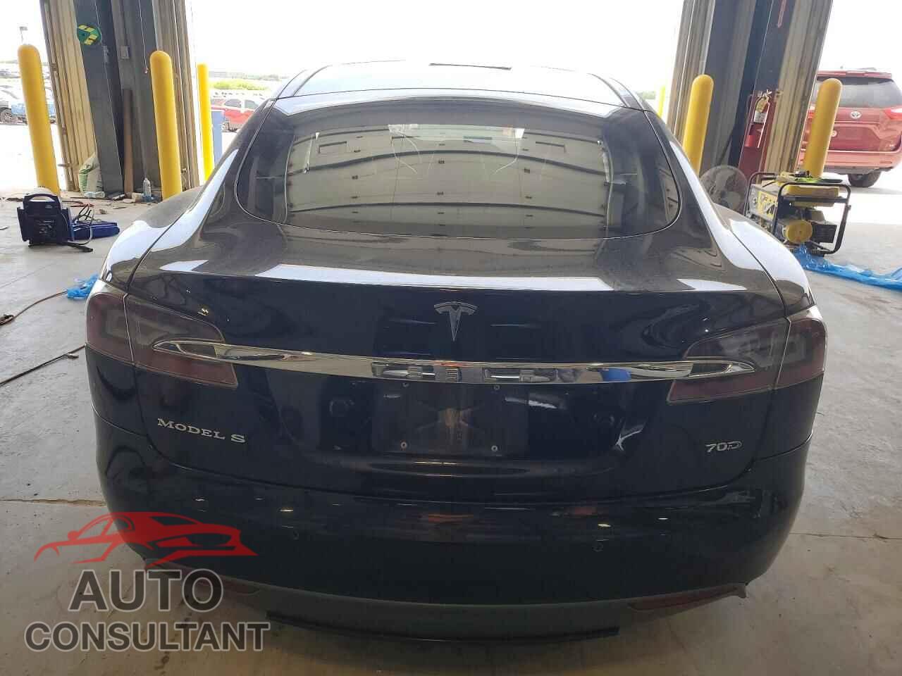 TESLA MODEL S 2015 - 5YJSA1E28FF109287