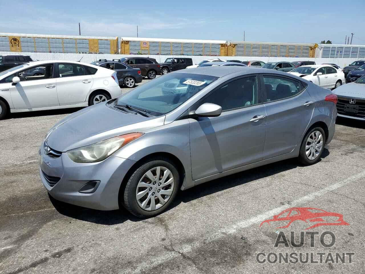 HYUNDAI ELANTRA 2013 - KMHDH4AE3DU640631