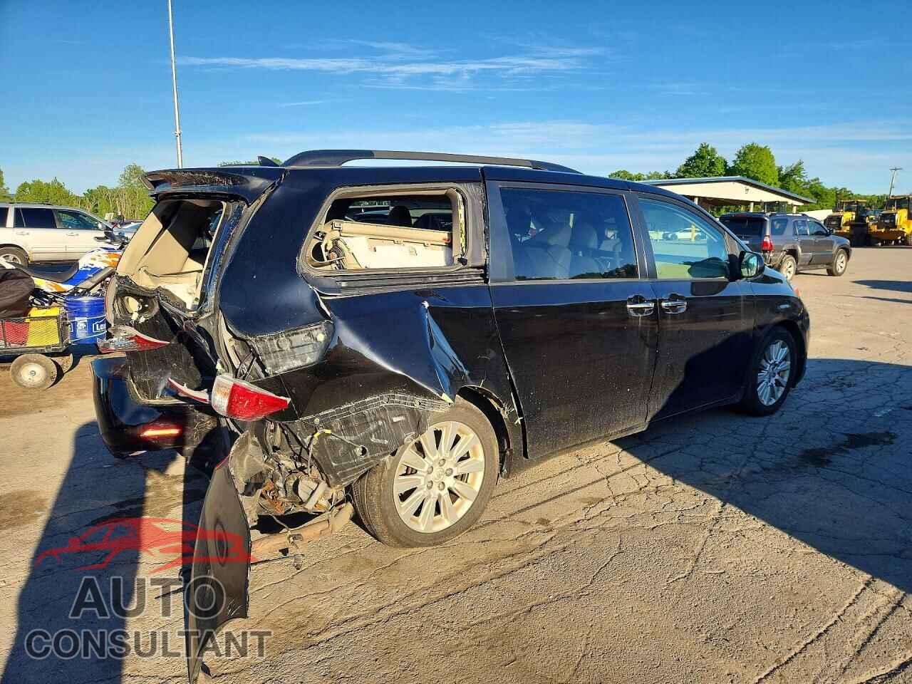 TOYOTA SIENNA 2011 - 5TDDK3DC4BS026859